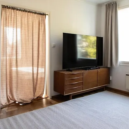 Two And A Kitchen - Private Yard And Parking Daire *